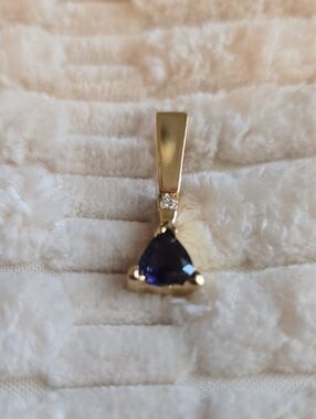 Yellow Gold & Tanzanite Diamond Pendant
